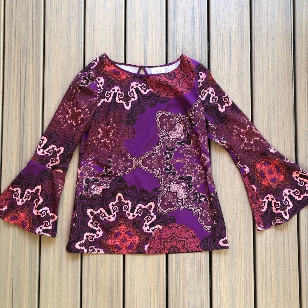 ECI New York Purple and Pink Patterned Long Bell Sleeve Blouse Size M